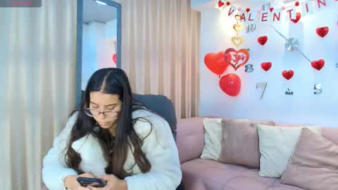 Luna And Titan  online show from 02.18.26