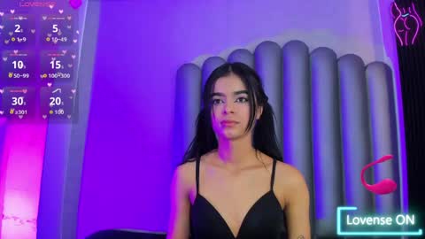 luna_bella_23 online show from 06.07.26