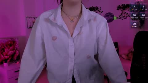 luna_berryy online show from 07.23.26