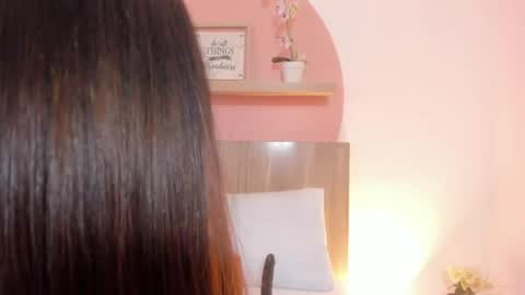 L U N A  online show from 06.03.26