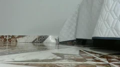 Luna--Blueberry online show from 11.12.25