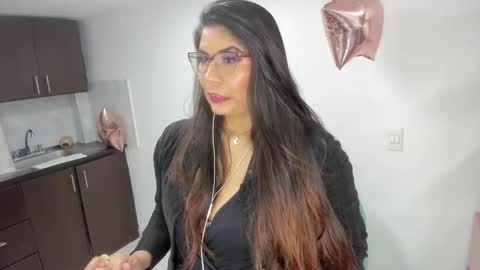 luna  online show from 02.05.26