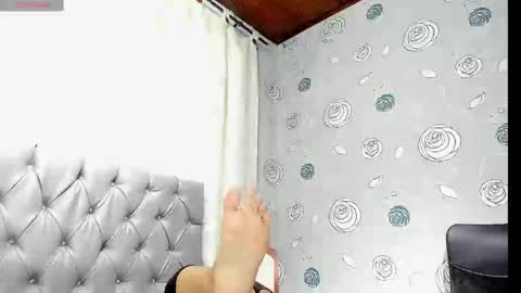 Luna Eva online show from 10.06.25