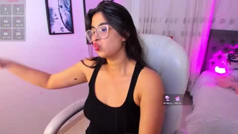 Snapshot of luna_jonnes1 chatting on 02.23.26 Luna online show from 02.23.26