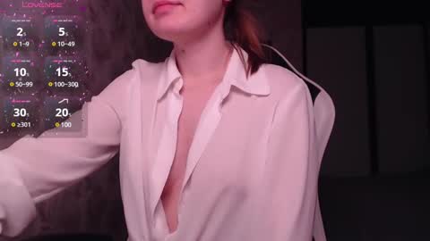 Snapshot of luna_loveisgood chatting on 12.09.24 Luna online show from 12.09.24