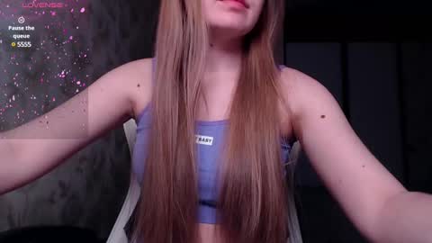 Snapshot of luna_loveisgood chatting on 12.21.24 Luna online show from 12.21.24