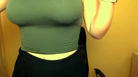 Luna online show from 02.28.25