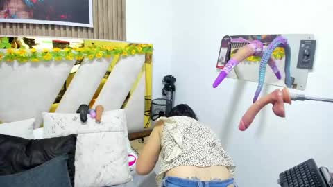 luna_naughty1 online show from 06.02.26