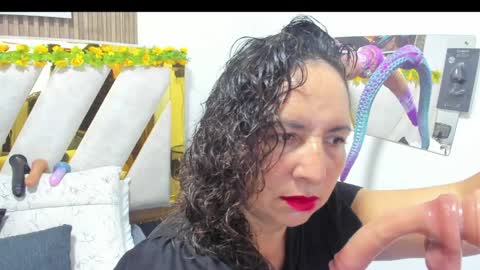 luna_naughty1 online show from 06.06.26