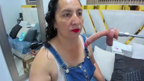 luna_naughty1 online show from 07.15.26