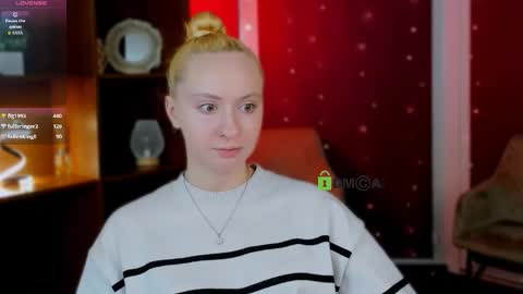 Luna online show from 12.22.25