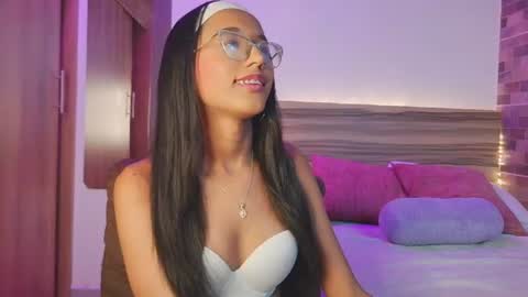 luna_valen online show from 07.27.26