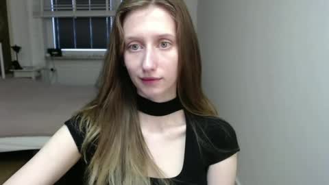 L U N A  online show from 05.06.26