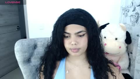 Tiana james online show from 10.22.25