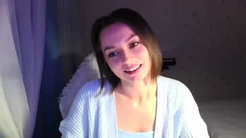 lunaa_bluee online show from 10.24.25