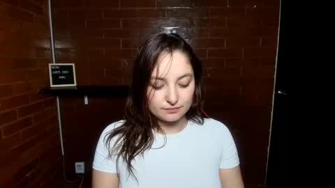 lunaa_m_ online show from 02.24.25