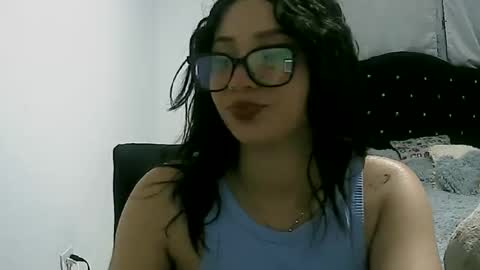 Snapshot of lunaa_sub chatting on 01.23.25 lunaa_sub online show from 01.23.25