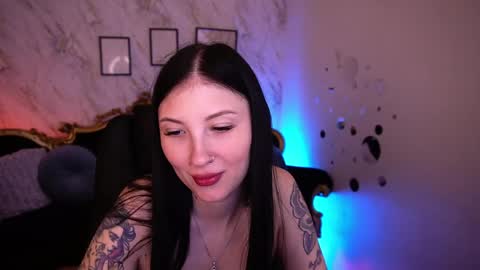 lunaamay online show from 04.16.26