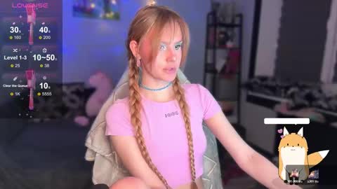 Snapshot of lunacyy chatting on 01.17.26 Britney online show from 01.17.26