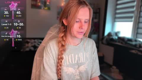 Snapshot of lunacyy chatting on 02.07.26 Britney online show from 02.07.26