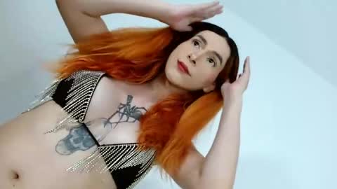 Snapshot of lunahot05xxx chatting on 06.09.26 LUNA online show from 06.09.26