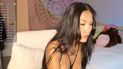 luna dela cruz online show from 11.25.25