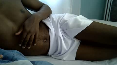 Snapshot of lunalove22_ chatting on 10.28.25 lunalove22_ online show from 10.28.25