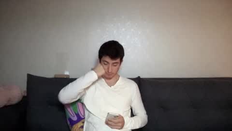 LunaPica online show from 01.05.25