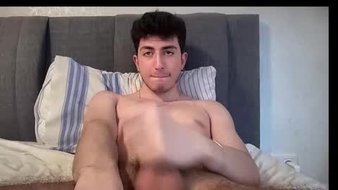 LunaPica online show from 02.05.25