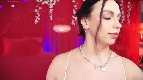 Luna  next streams Mon Fri Sat Sun 8pm-5am gmt0 online show from 02.23.25