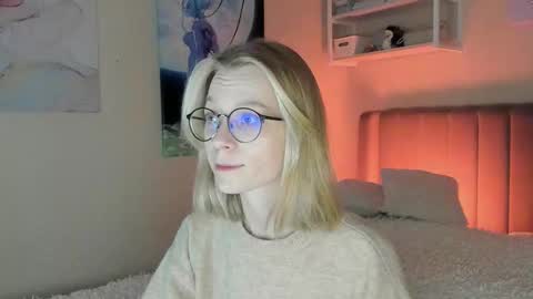 Sofia online show from 10.28.25