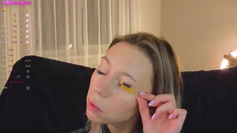 Kelly online show from 10.27.25