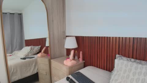 Snapshot of lunarousse_ chatting on 02.26.26 Luna Rousse online show from 02.26.26