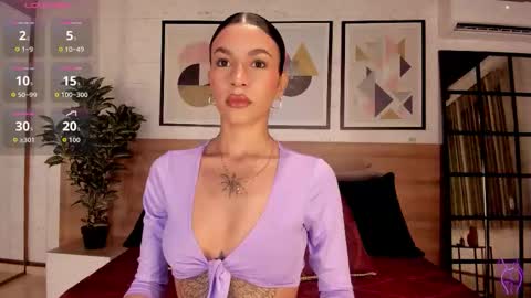 Luna Ruso  online show from 10.12.25