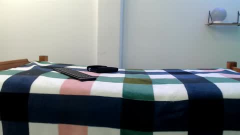 Snapshot of lunasexgirl69 chatting on 02.25.26 luna online show from 02.25.26