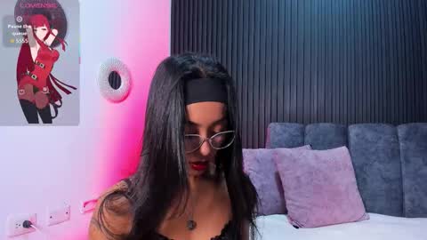 Snapshot of lunavelour_ chatting on 02.22.26 Luna online show from 02.22.26