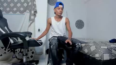 lunay_bigcock420 online show from 10.25.25