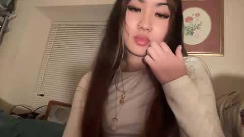 Lunadreams online show from 01.12.25