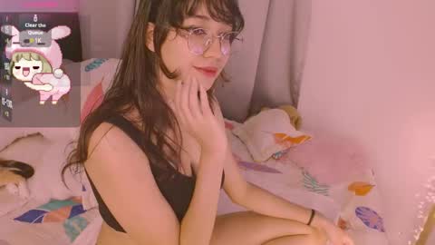 Snapshot of lunita_galaxy chatting on 12.05.24 Luna Galaxy online show from 12.05.24