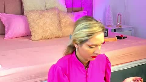 lunitadiva online show from 12.19.25