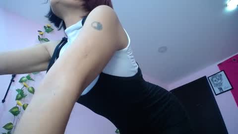 Snapshot of lunitaqueen_ chatting on 10.14.25 Luna Tamara online show from 10.14.25
