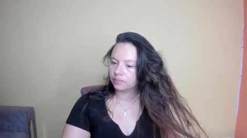 Snapshot of lunnadoll chatting on 03.01.26 Katty what ever do you want on my pv is for extra tokens minimi 250 tks ty u for understand online show from 03.01.26