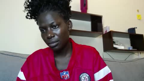 luo_queen online show from 02.23.26