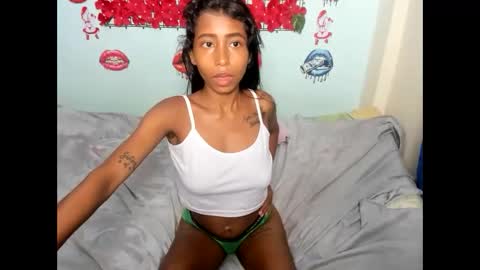 lupita_hot77 online show from 10.24.25