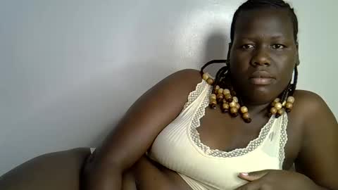 Snapshot of lusher_luxlila chatting on 03.30.26 lusher online show from 03.30.26