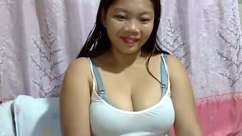 Snapshot of lushpinay chatting on 01.07.25 LushPinay online show from 01.07.25