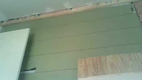 Snapshot of lushuslucy chatting on 02.24.25 Kikithebaee online show from 02.24.25