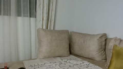 Snapshot of lust4karly_ chatting on 01.31.25 Karly follow for next broadcast updates kisses online show from 01.31.25