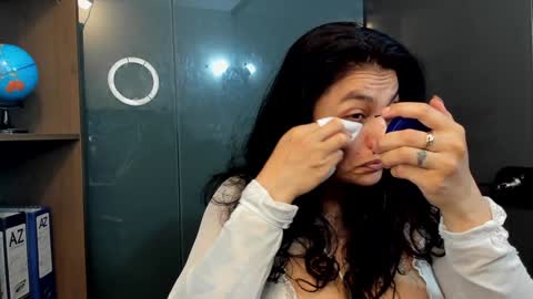 Snapshot of lust_mom chatting on 12.06.24 Angela 3 online show from 12.06.24