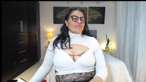 Angela 3 online show from 05.22.26